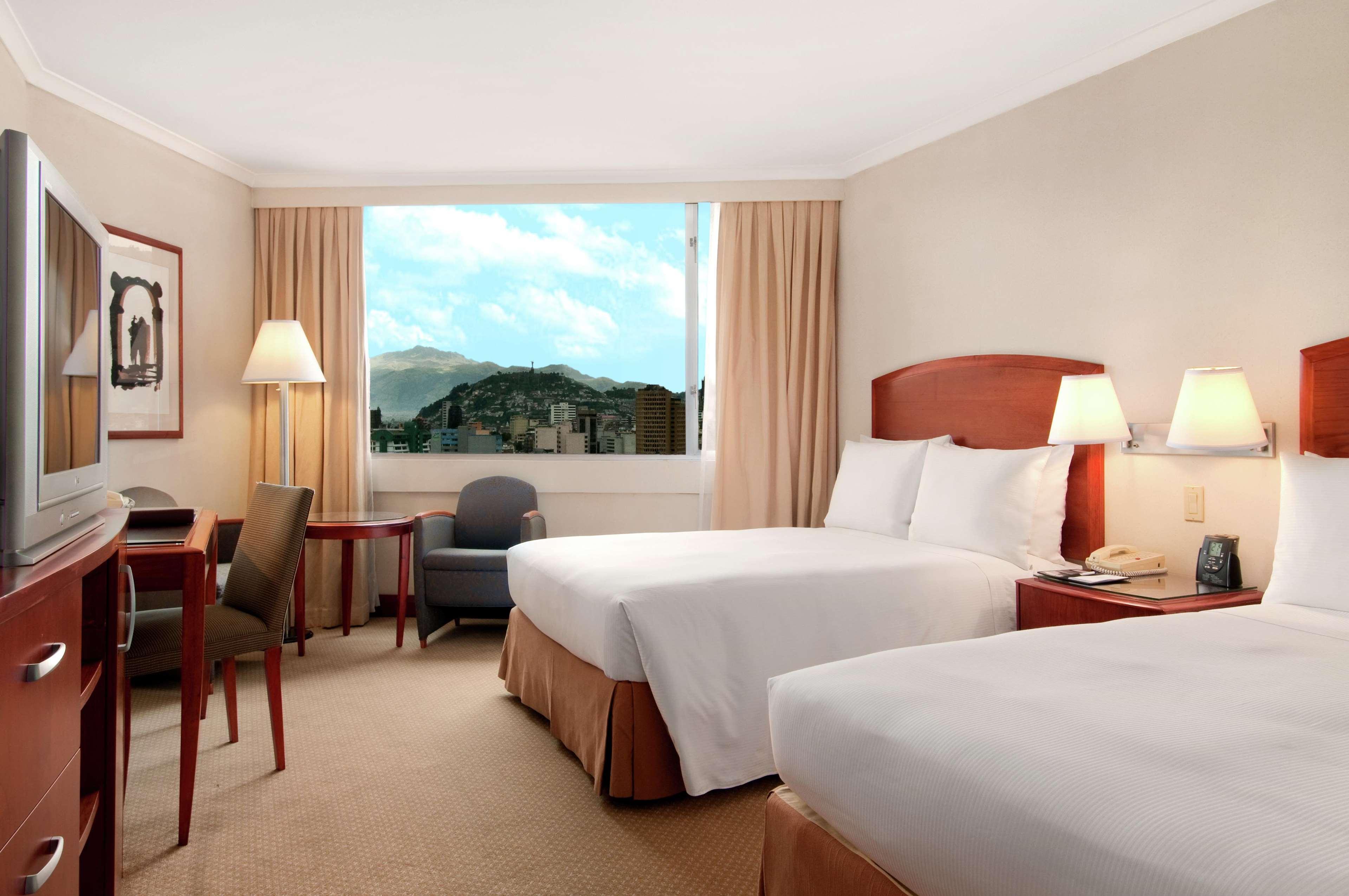 Hilton Colon Quito Hotel Oda fotoğraf